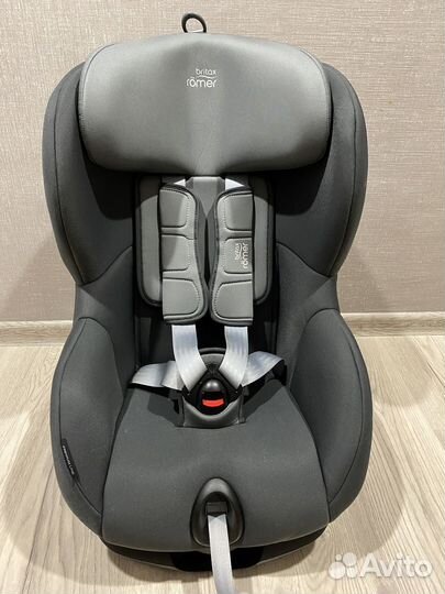 Детское автокресло Britax Romer Trifix 2 i-size