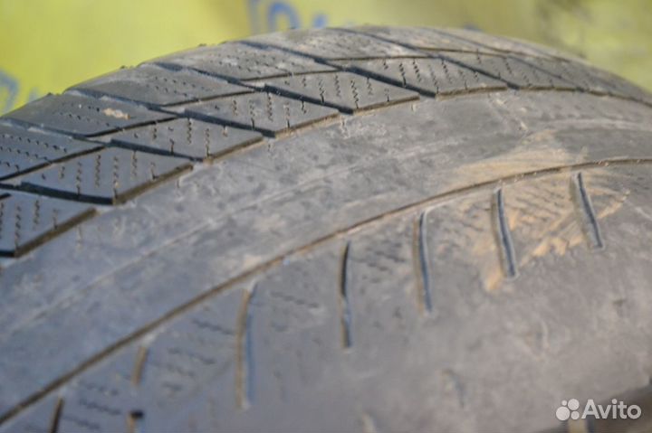 Bridgestone Blizzak LM-001 225/55 R17
