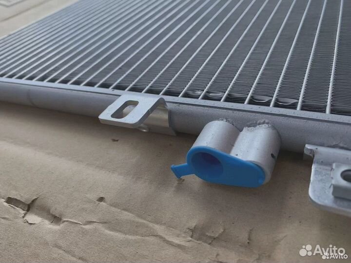 Радиатор кондиционера Clio 2/ Kangoo 8200106950