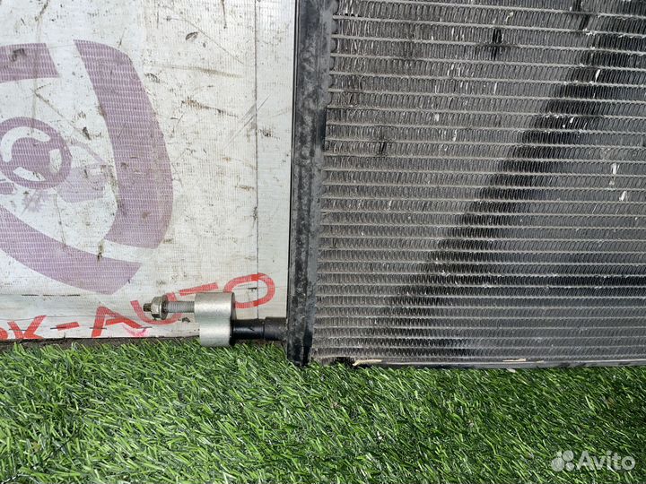 Радиатор кондиционера Cadillac Escalade GMT900