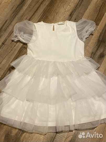 Платье белое снежинки 98 см