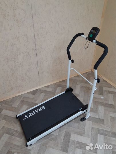 Тренажер беговая дорожка механическая bradex