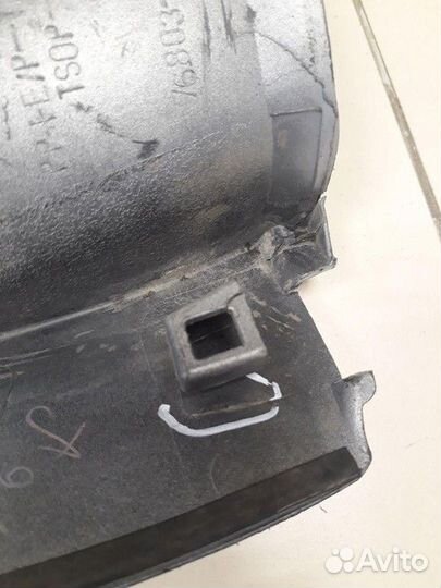 Накладка двери багажника правая верхняя 2006
