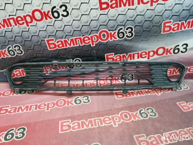 Решетка бампера передний Kia Cerato