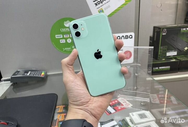 iPhone 11, 64 ГБ