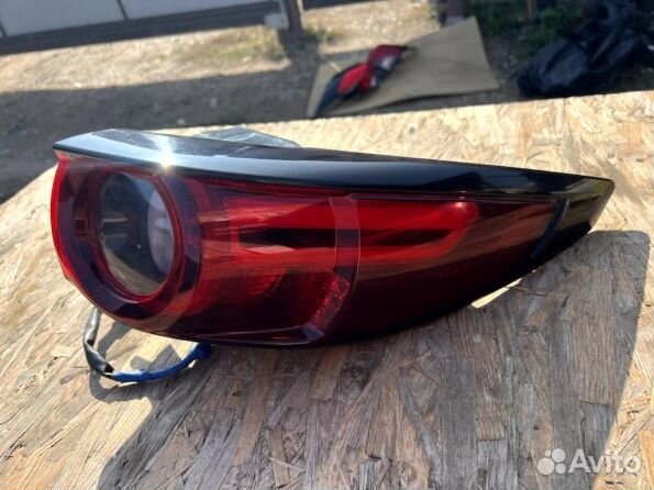 Фонарь в крыло правый Mazda CX-5 KF