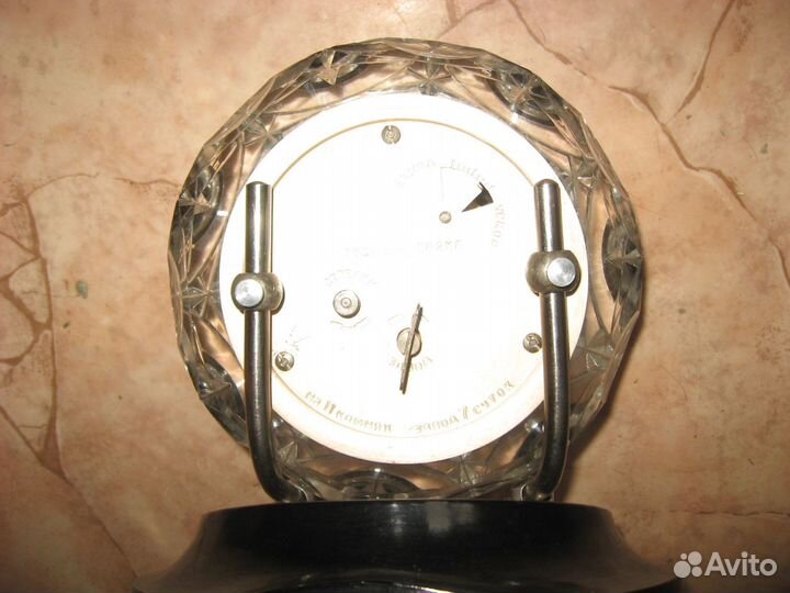 Настольные часы Кристалл,61г. Редкие. Состояние