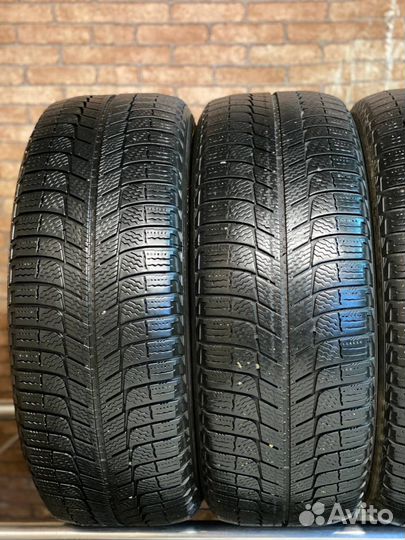 Michelin X-Ice 3 205/55 R16