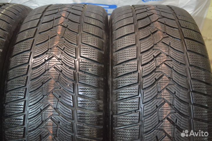 Dunlop Winter Sport 5 SUV 235/55 R17 103V