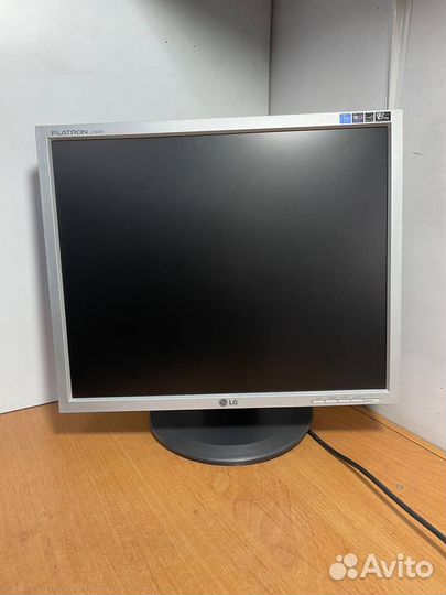 ЖК Монитор LG L1950B