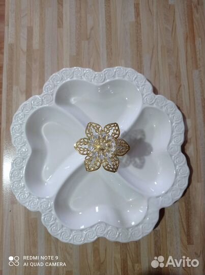 Блюдо менажница