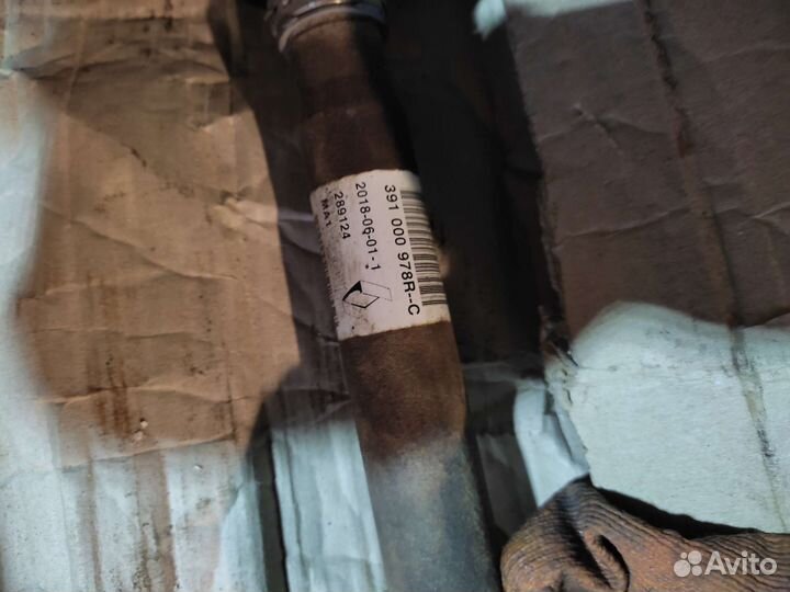 Привод правый в сборе(шрус) для renault megan 4