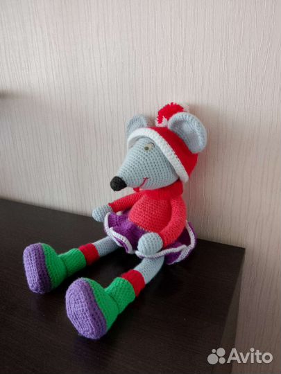 Мышка вязаная игрушка