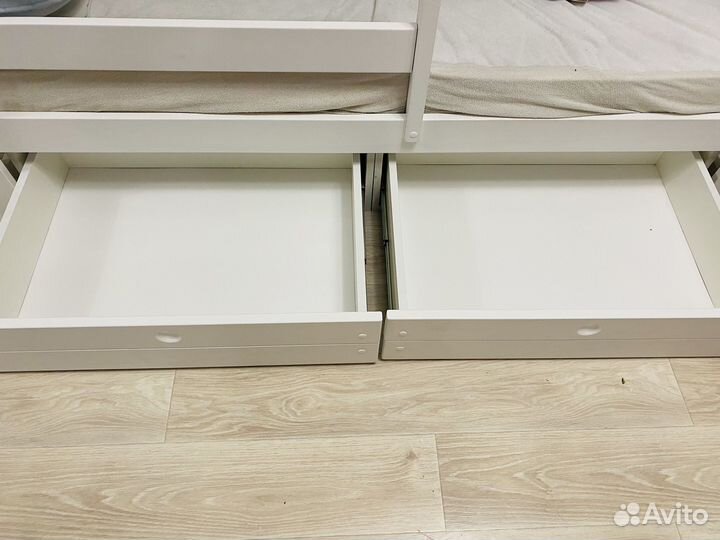 Кровать домик теремок