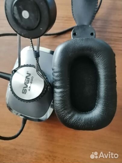 Наушники с микрофоном проводные Sven AP-600