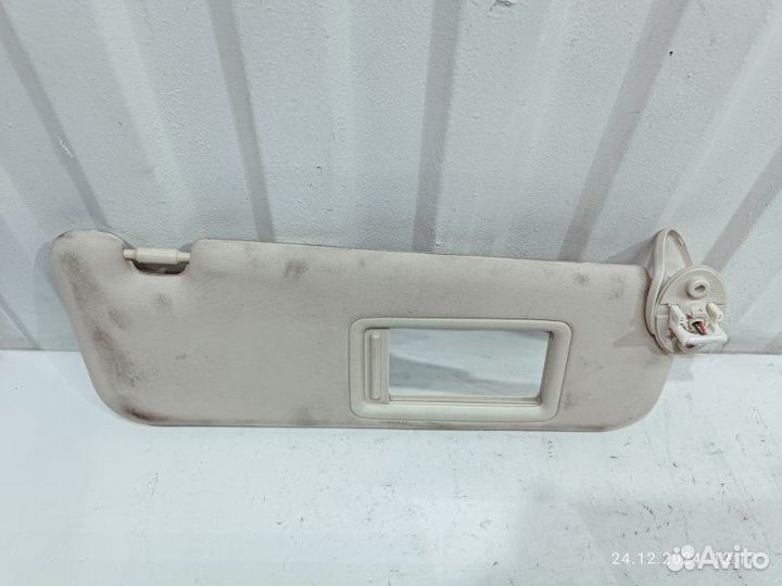 Козырек солнцезащитный правый Lexus Es250 2AR-FE