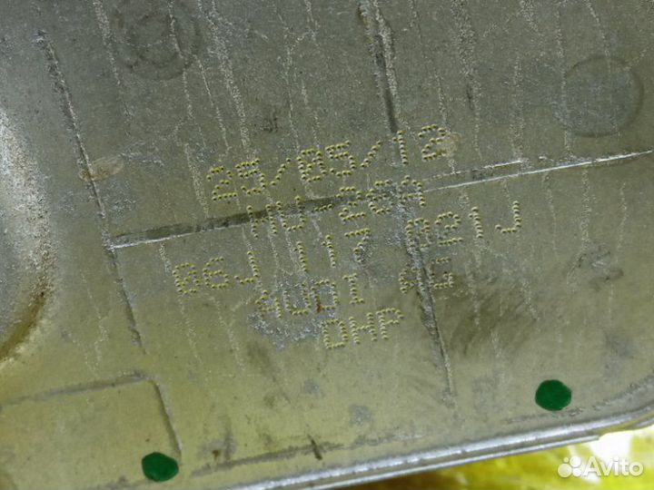 Корпус масляного фильтра передний Audi A4/B8 8K2