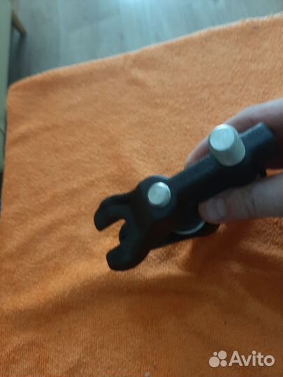 Съемник рулевых наконечников и шаровых опор