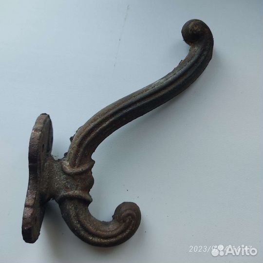 Вешалка для одежды старинная