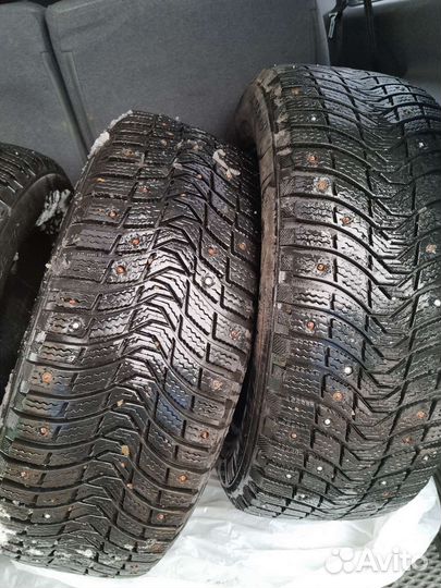 Michelin X-Ice North XIN3 235/55 R17