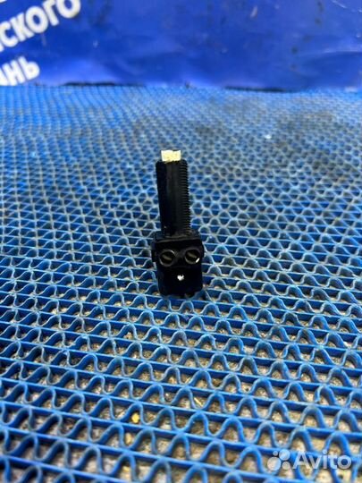 Датчик педали тормоза Ford Ka купе 1998