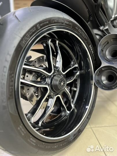 Ducati diavel carbon