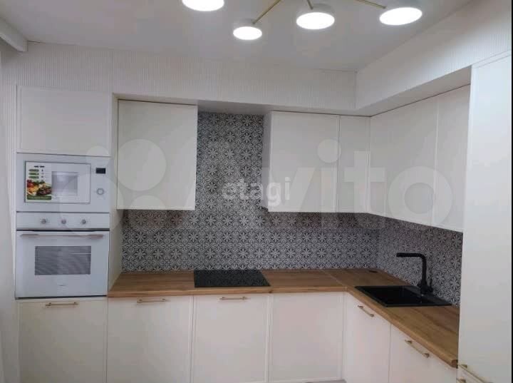 2-к. квартира, 77,8 м², 6/10 эт.