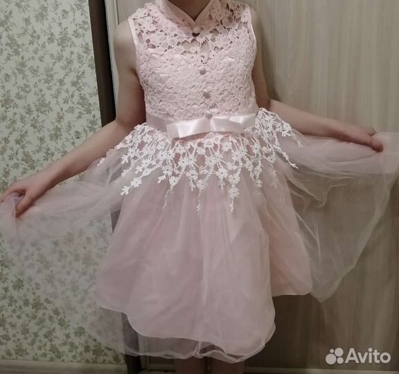 Платье нарядное