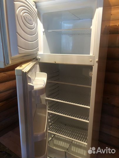 Холодильник на запчасти