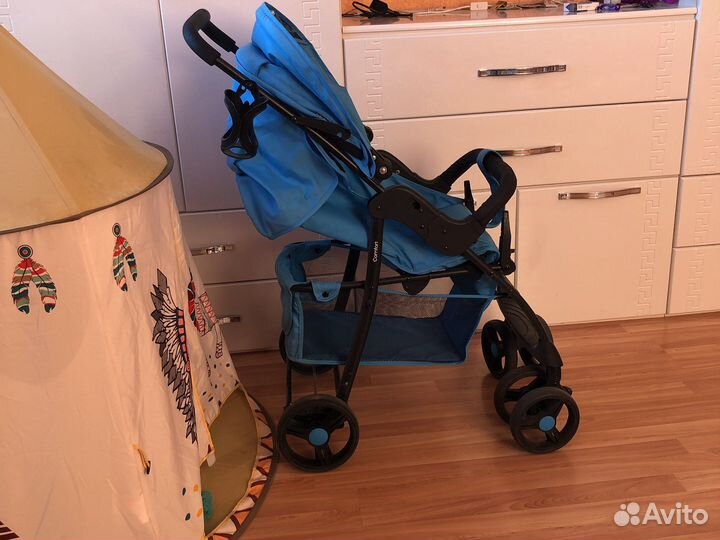 Детская прогулочная коляска