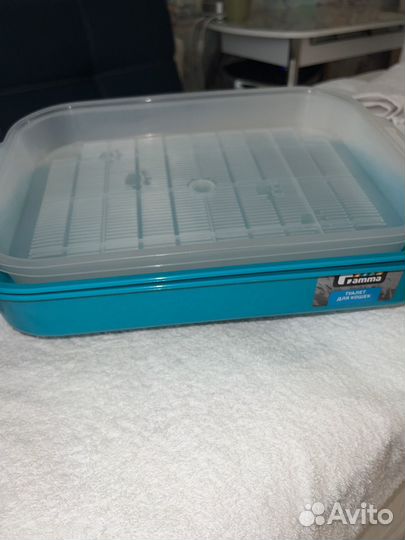 Лотки новые для животных