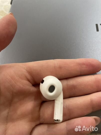 Левый наушник airpods pro 1