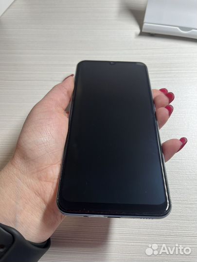 Samsung Galaxy A50, 4/64 ГБ