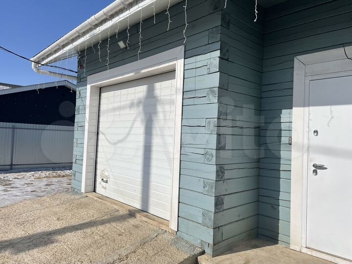 Дом 165 м² на участке 9 сот.