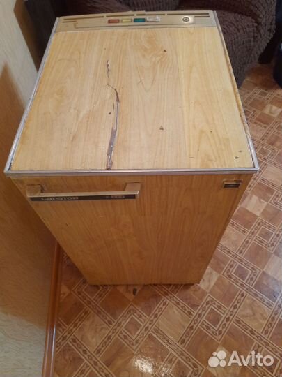 Холодильник бу маленький высота 117см