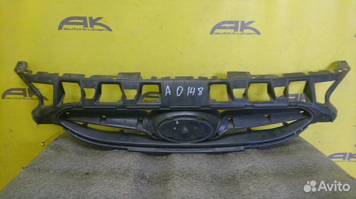 Решетка радиатора Hyundai Solaris новый Солярис. П