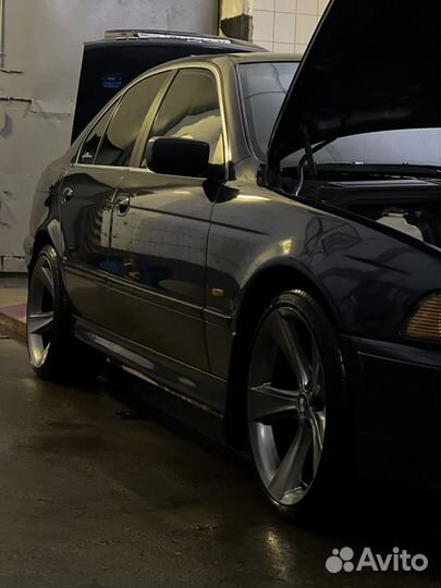 Диски bmw 128 стиль r19