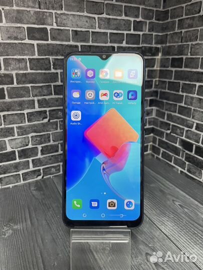 Телефон Tecno spark Go 2/32