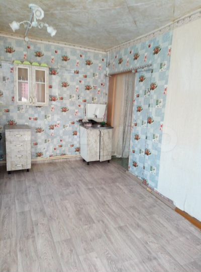 2-к. квартира, 30 м², 2/2 эт.