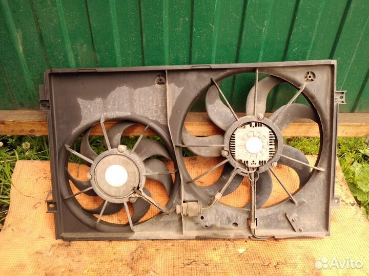 Диффузор радиатора в сборе VW Tiguan Passat B7