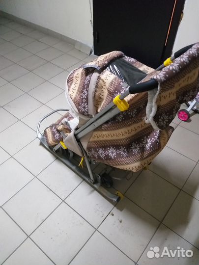 Зимние санки коляска