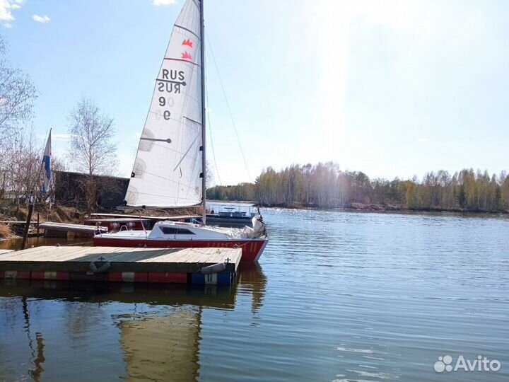 Прогулки на парусной яхте