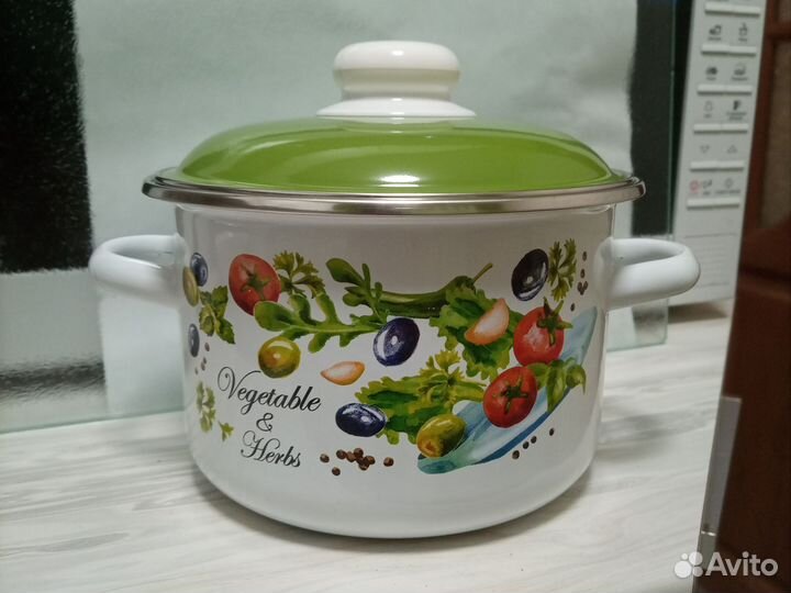 Кастрюля, 2 л, новая