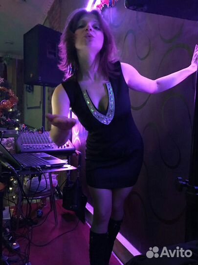 Ведущий+DJ+ певица+оборудование