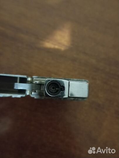 Зажигалка с гербом РФ