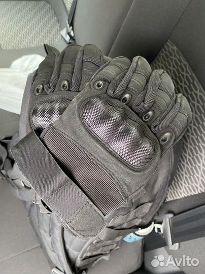 Перчатки тактические
