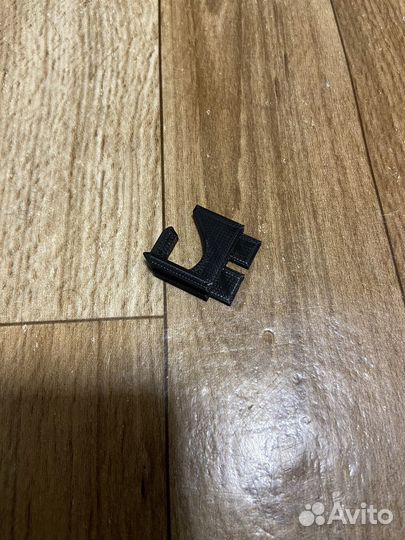 Крючок-защелка дверцы кофемашины Bosch Siemens