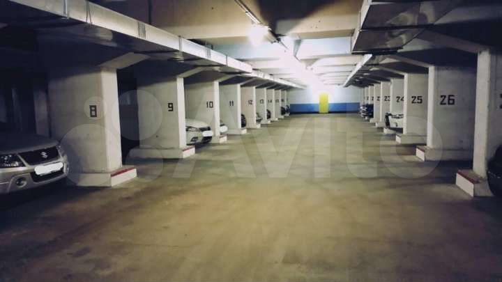Машиноместо, 18 м²