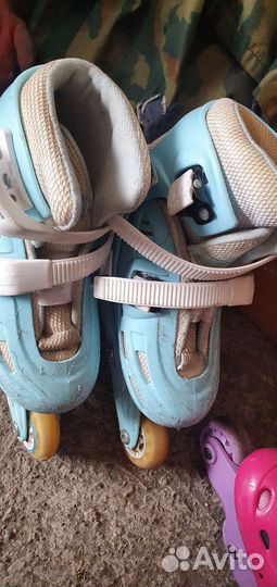 Роликовые коньки