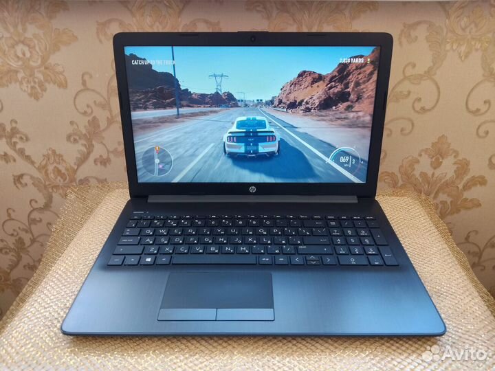 Потрясающий ноутбук HP для учебы и игр как новый